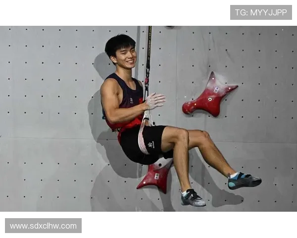 北京攀岩队进攻策略解析与攀岩热点发展趋势探讨