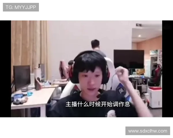 以Chovy中单为核心探讨其在赛场上如何凭借细腻操作与团队配合掌控比赛节奏